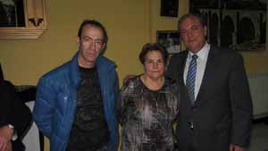 Josefa Flores y Tomas Cid y el presidente Monago.