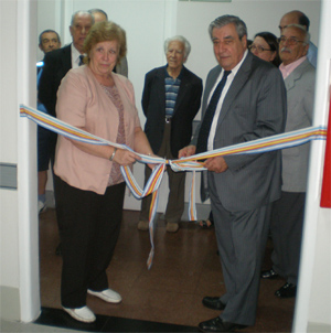 Marta Donsión, la nueva presidenta, y Carlos Vello, en la inauguración de las nuevas habitaciones del hospital en diciembre de 2011.