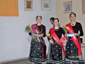 Melina Bertoía, elegida nueva Reina de la Comunidad Castellana de ...