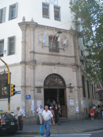 Fachada del Centro Gallego de Buenos Aires.