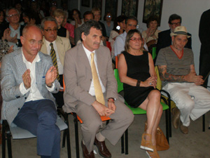 Santiago Camba, Claudio Abruj, Julia Hernando y Javier Muñiz, en el acto de presentación.