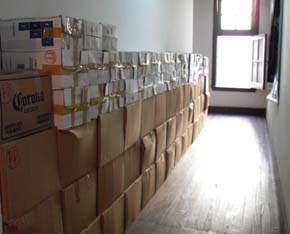 Las cien cajas con los libros donados a la Biblioteca Galega de Bos Aires.