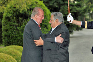El Rey Don Juan Carlos y el presidente de Uruguay, José Mújica.