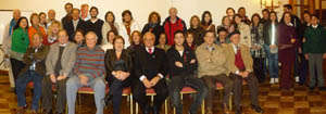 La mayoría de los socios que asistió a la elección de los miembros del directorio del Centro Cultural Andaluz de Chile.