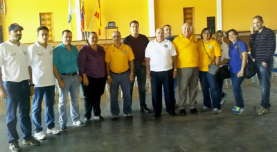 Los directivos de Fedecanarias fueron recibidos en el club isleño gracitano por su presidenta Teresa Rodríguez y otros directivos.