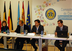 El secretario xeral da Emigración, Antonio Rodríguez Miranda, tercero por la izquierda, en la reunión de la Comisión Delegada del pasado mes de noviembre.