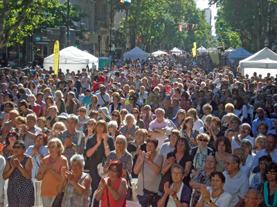 Miles de personas acudieron al ‘Buenos Aires celebra España’.