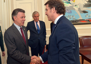 El presidente de la Xunta, Alberto Núñez Feijó, finalizó su viaje con una reunión con Juan Manuel Santos, el presidente de Colombia.