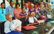 Miembros de la Junta Directiva de ‘Hijos de Sarria’ en La Habana.