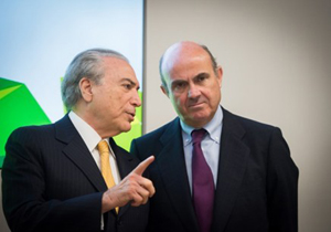 El vicepresidente de la República de Brasil, Michel Temer, y el ministro de Economía y Competitividad de España, Luis de Guindos.