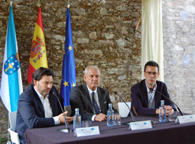 Rodríguez Miranda, Roberto Ogando y Eduardo Rey en la inauguración del curso.