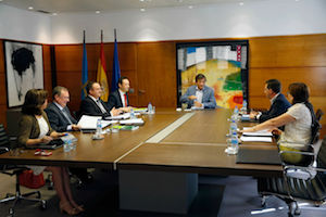 Imagen de la reunión del Consejo de Gobierno que aprobó esta medida.