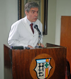 El doctor Roberto Pol.