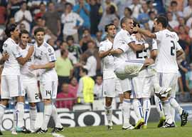 Jugadores del Real Madrid celebran el segundo gol ante el Ajax.