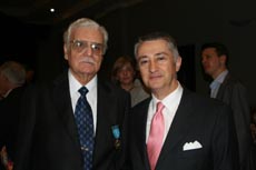 Antonio Ros y el cónsul Miguel Gómez de Aranda.