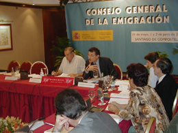 Intervención de Guillermo Brugarolas en el pleno del Consejo General de la Emigración en 2004.