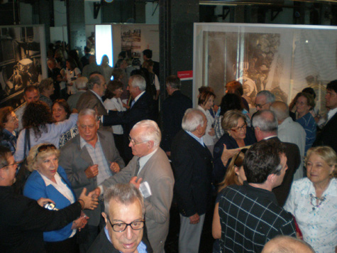 Una masiva concurrencia asistió a la inauguración de la exposición.