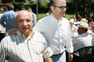 Ramiro Vieito y el conselleiro de Educación, Jesús Vázquez.