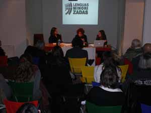 Patricia Bouzas, Susana Blanco y Graciana Vázquez Villanueva disertaron sobre la lengua gallega.