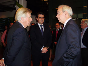 El vicepresidente uruguayo, Danilo Astori, Diego Calvo y el secretario de la OEI, Álvaro Marchesi.