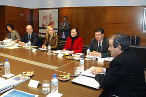 Cascos, en una reunión de la mesa del Acuerdo para la Competitividad, el Empleo y el Bienestar de Asturias.