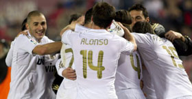 Los jugadores del Real Madrid celebraron la victoria.