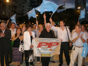 Afiliados y simpatizantes se reunieron para apoyar a los candidatos del PP.