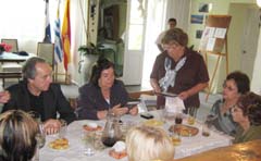 Reunión de comitiva del Gobierno gallego con los directivos de la asociación.