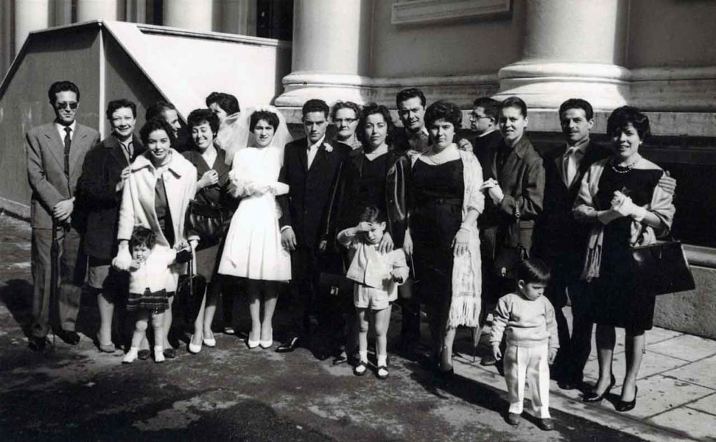 Boda de emigrantes gallegos en Ginebra en 1961. Fondo del Consello da Cultura Galega.