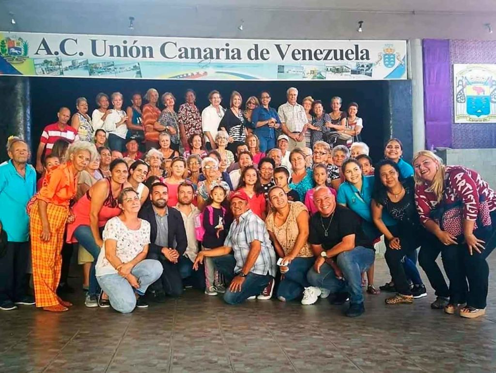 Un grupo de socios de la Unión Canaria de Venezuela.