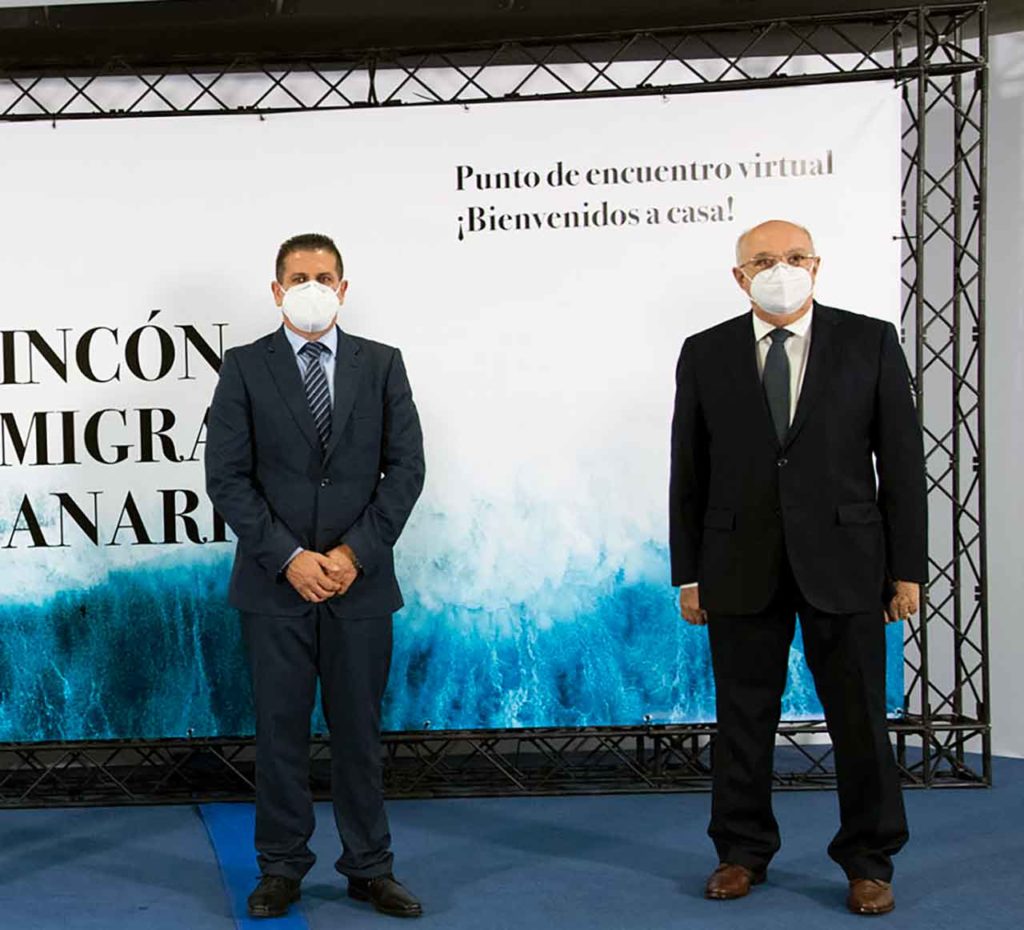 El viceconsejero de Acción Exterior, Juan Rafael Zamora Padrón, y el director general de Relaciones Exteriores, Juan Francisco Trujillo.