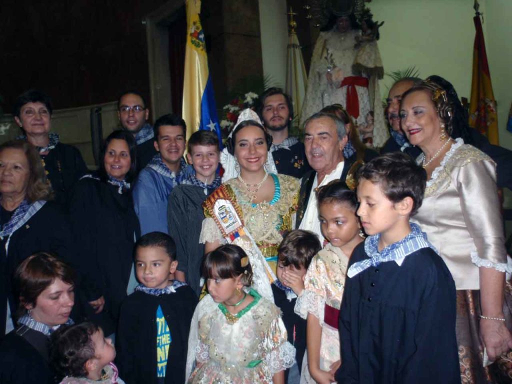 Un grupo de emigrantes valencianos en Caracas.
