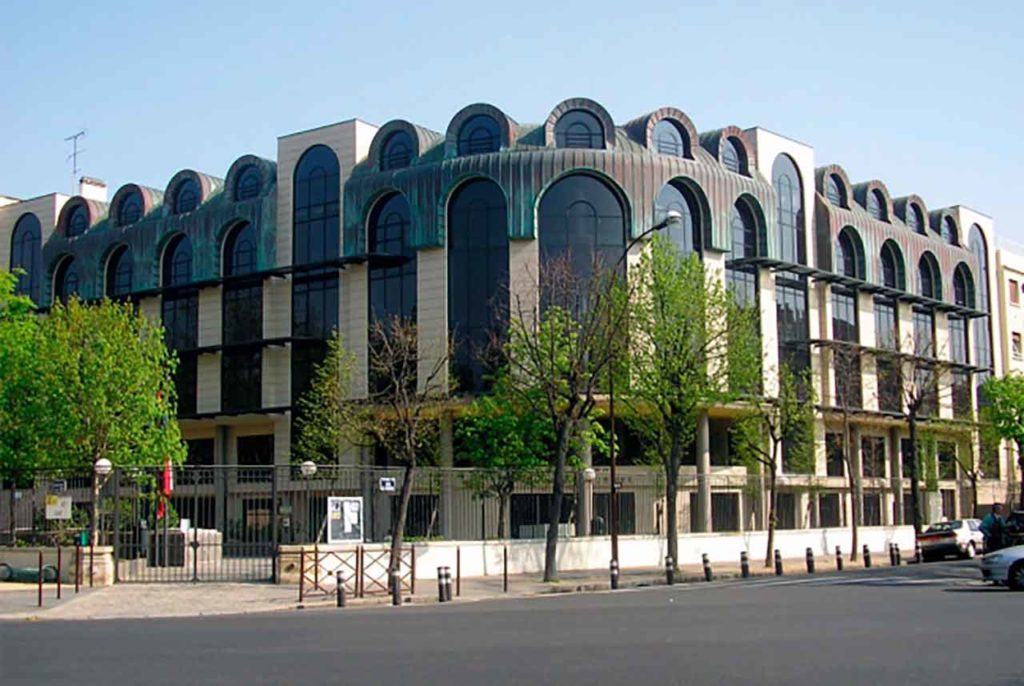 Liceo Español Luis Buñuel de París.