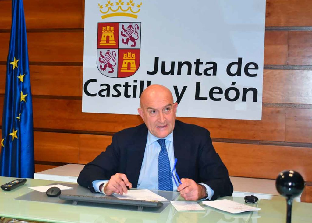 Jesús Julio Carnero García.