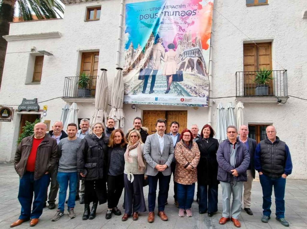 Rodríguez Miranda con los representantes de los centros gallegos en Cataluña.