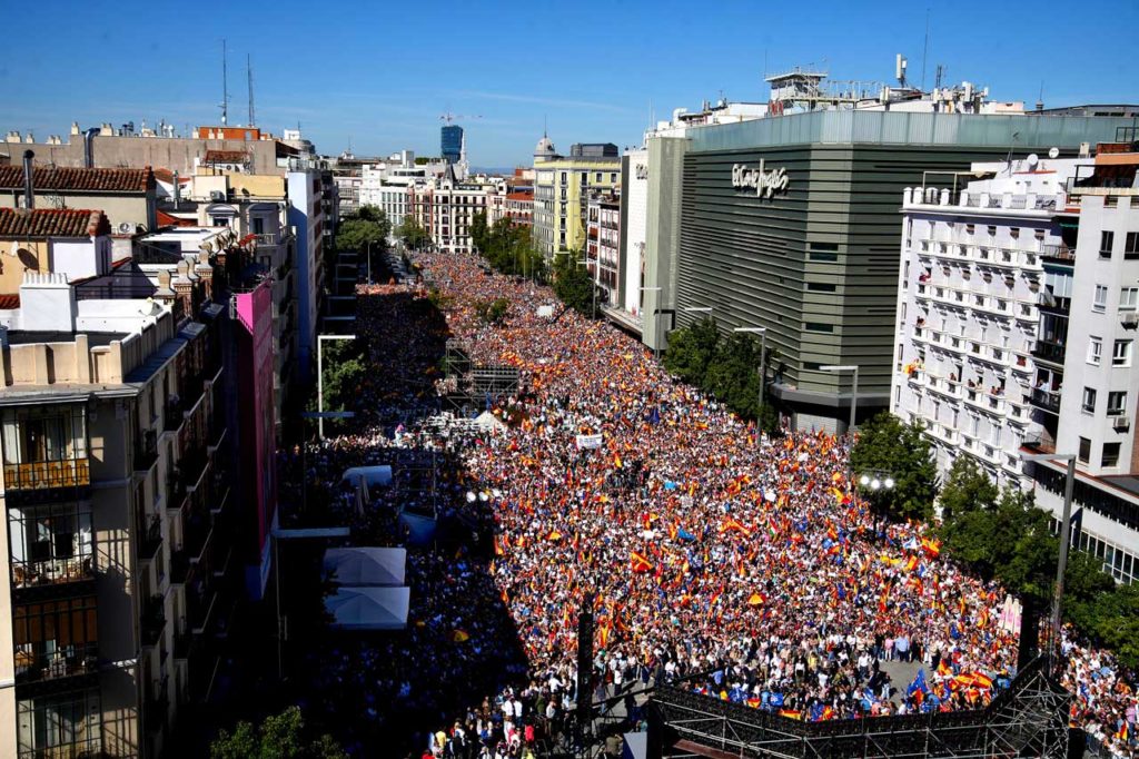 Imagen de la multitudinaria manifestación en el centro de Madrid.