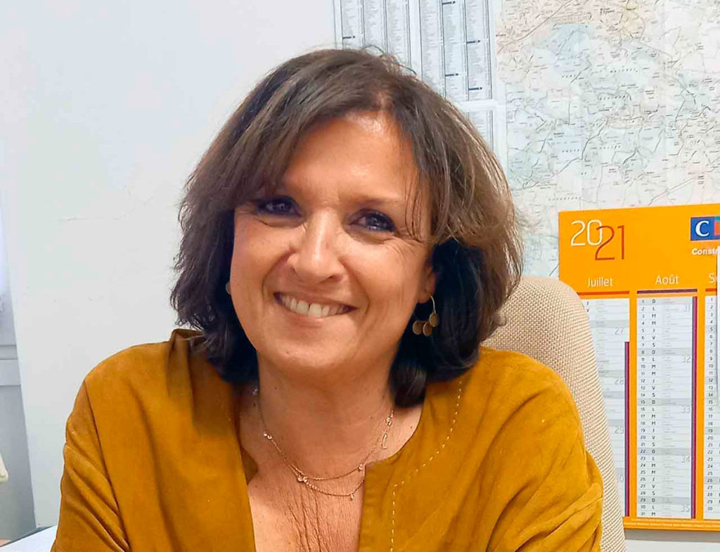 La directora de la ALCE de París, Sara Zafrilla.