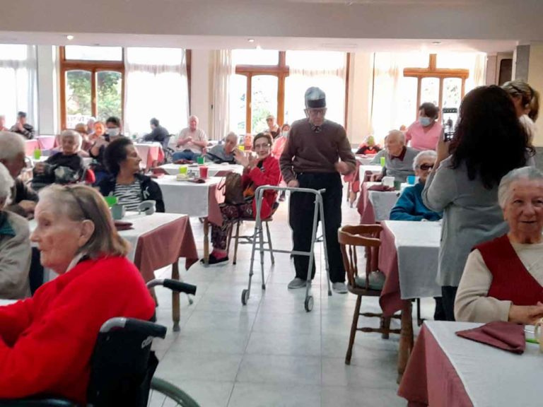 ayudas instituciones asistenciales en el exterior