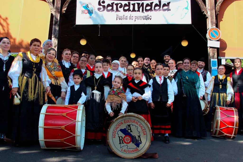 Varios grupos folclóricos participaron en el evento.