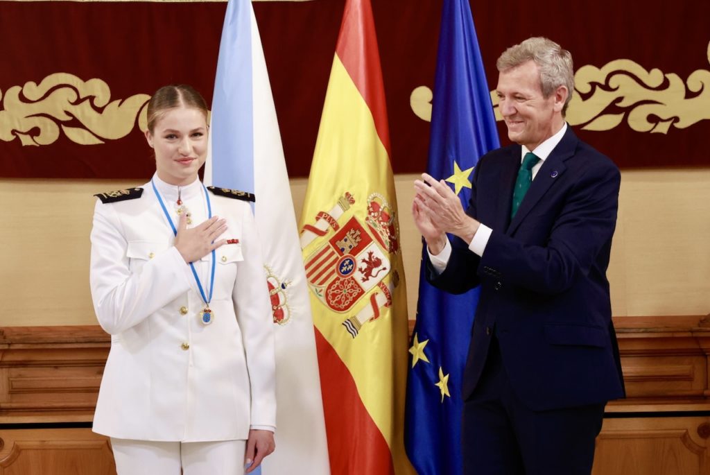 El presidente de la Xunta, Alfonso Rueda, entregó la Medalla de Oro de Galicia a la Princesa de Asturias. © Casa de S.M. el Rey