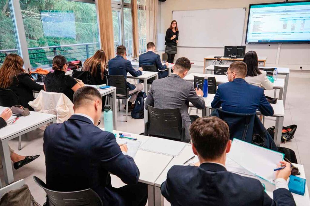 Una clase en el Centro Superior de Hostelería de Galicia.