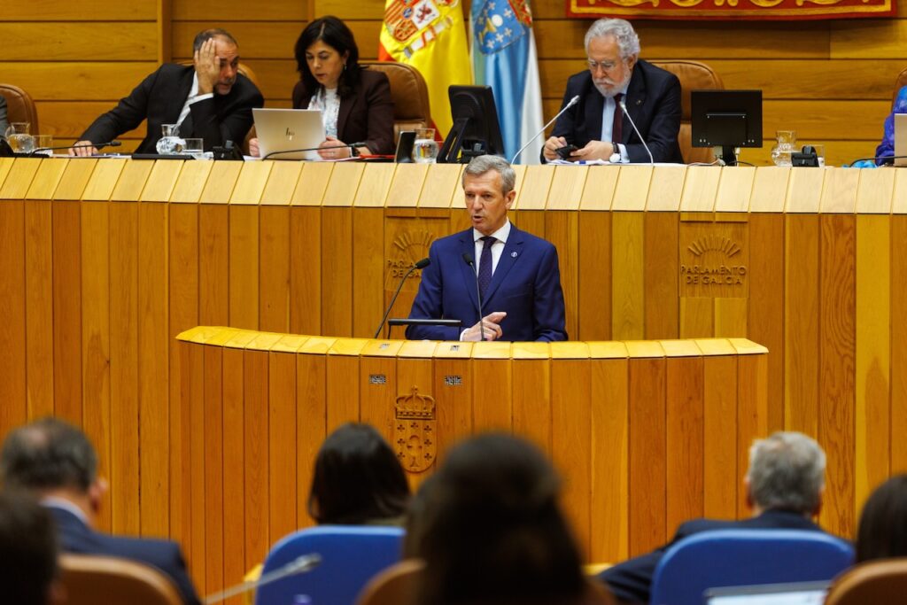 El presidente de la Xunta, Alfonso Rueda, durante su intervención de apertura en el Debate sobre el estado de la Autonomía.