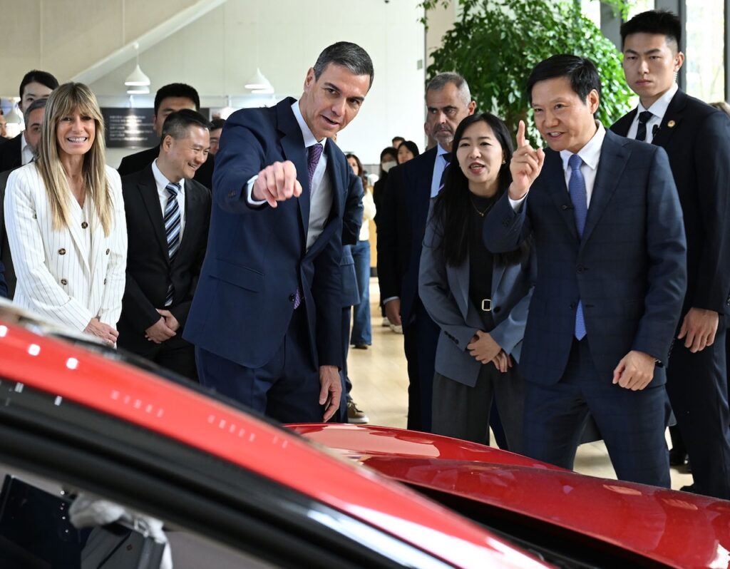 Begoña Gómez acompañó al presidente del Gobierno, Pedro Sánchez, en su viaje a China, donde conocieron el auto del juez.