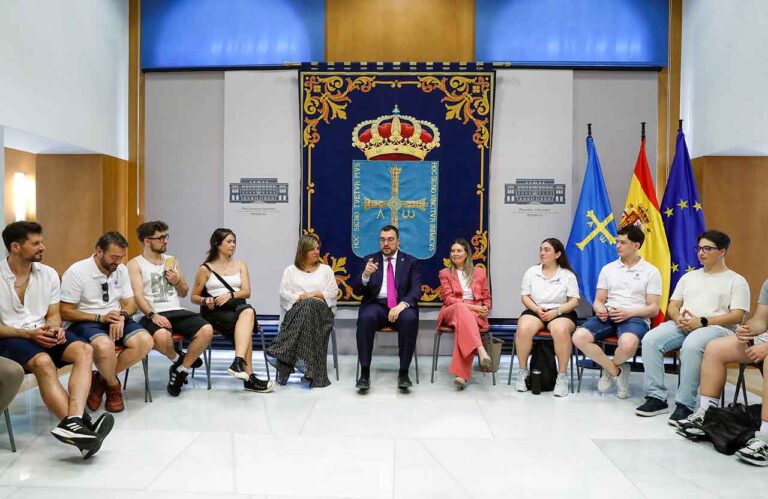 Escuela de Asturianía