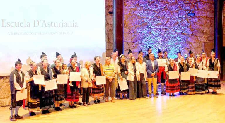 Escuela de Asturianía