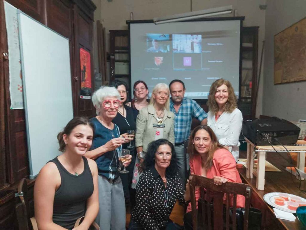 El Club de Lectura tuvo su sesión inaugural en Buenos Aires en noviembre de 2024.